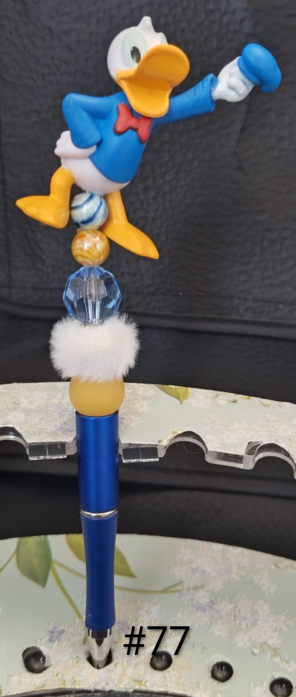 Donald Duck pen #77