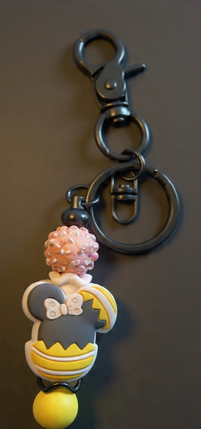 Easter Egg with Minnie head Keychain