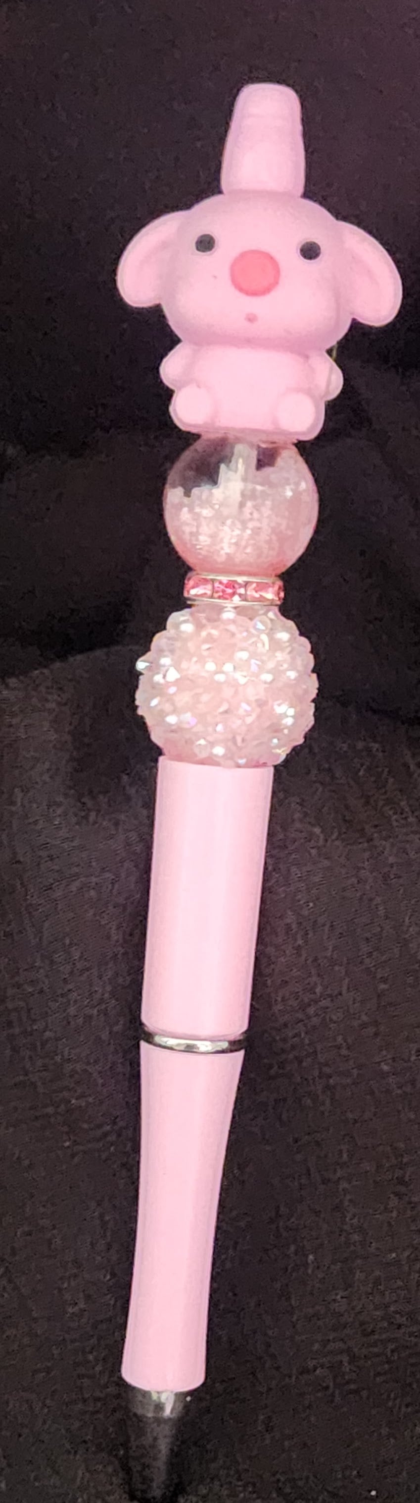 Light Pink pen with pink pig focal