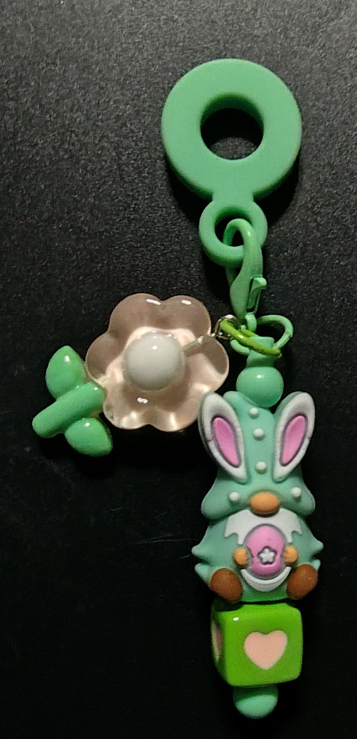 Light Green Straw Charm w/Gnome